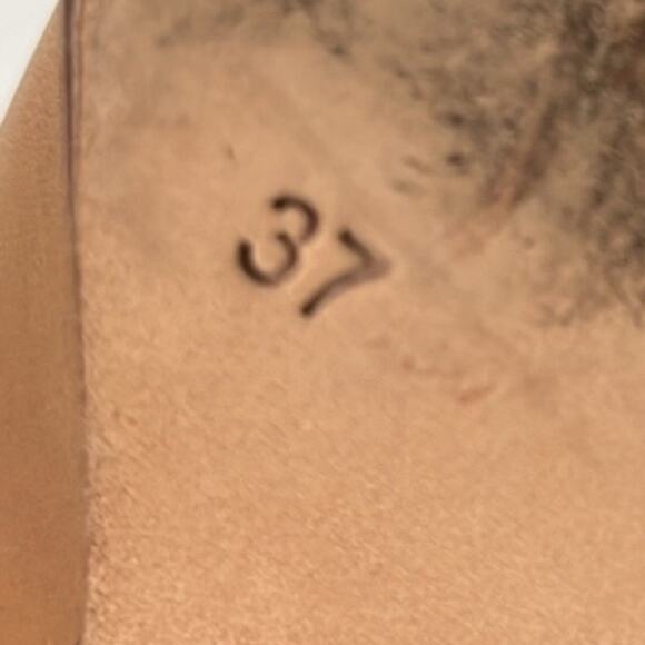 Zimmermann Utility Sandals Block Heel in Tan
size 37 - Picture 3 of 12